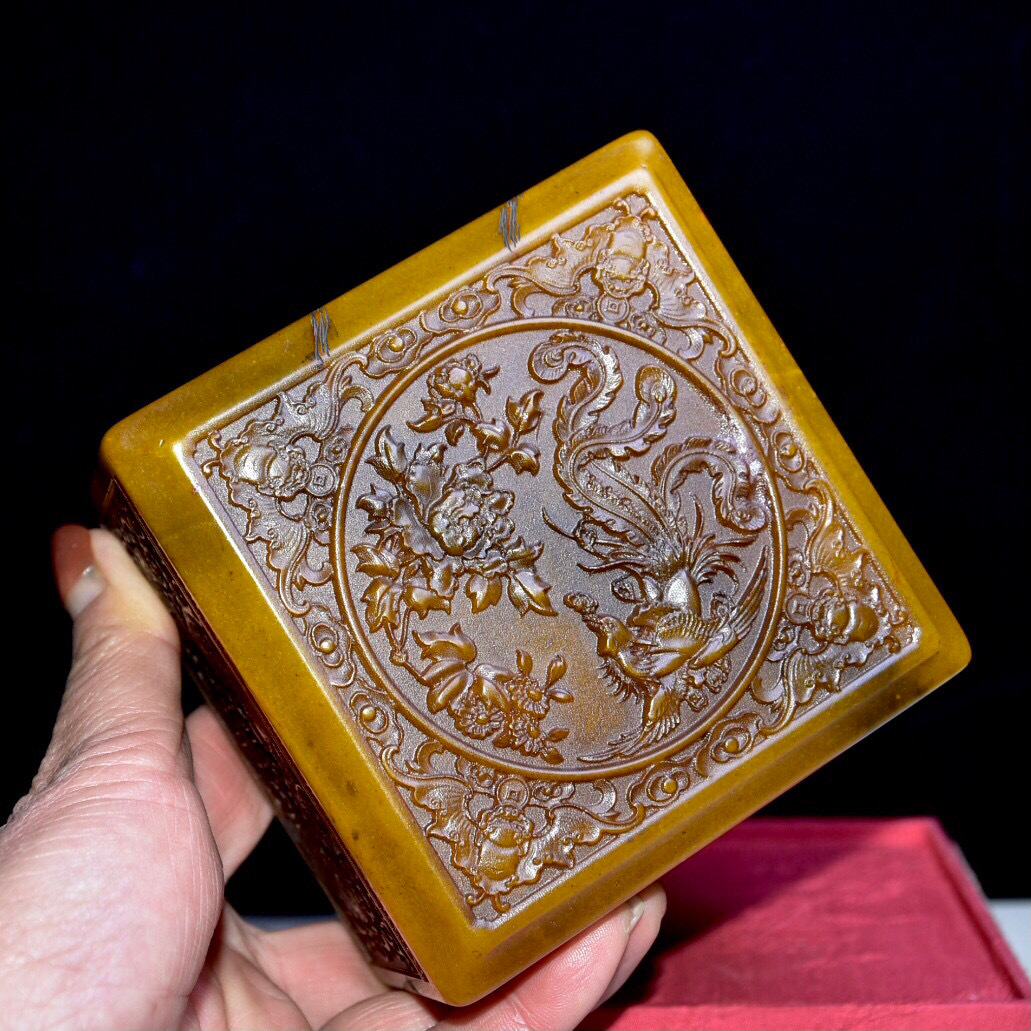 超珍館蔵】寿山石 田黄石 細密彫 花鳥紋印章 置物 古賞物 古 超珍館蔵】寿山石 田黄石 細密彫 花鳥紋印章 置物 古賞物 古