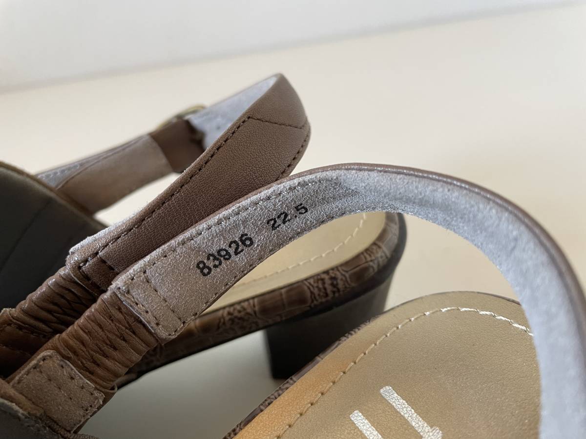 まとめ買い】 極美品◎外反母趾に優しい靴 fitfit サンダル(オーク