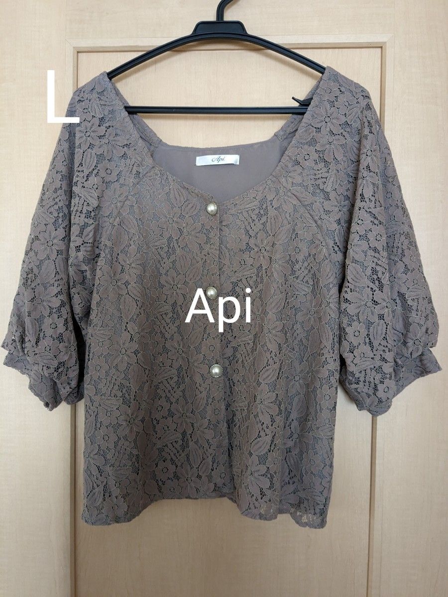 お値下げしました☆【Api】7分袖花柄レースカーディガン　ベージュ　L