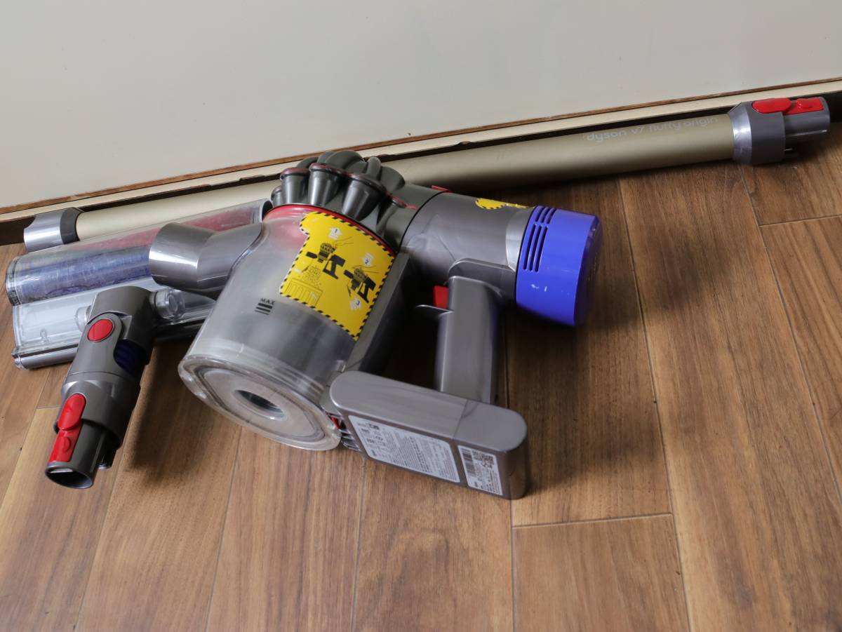 dyson V7 fluffy SV11 サイクロン式掃除機サイクロン式掃除機ダイソン