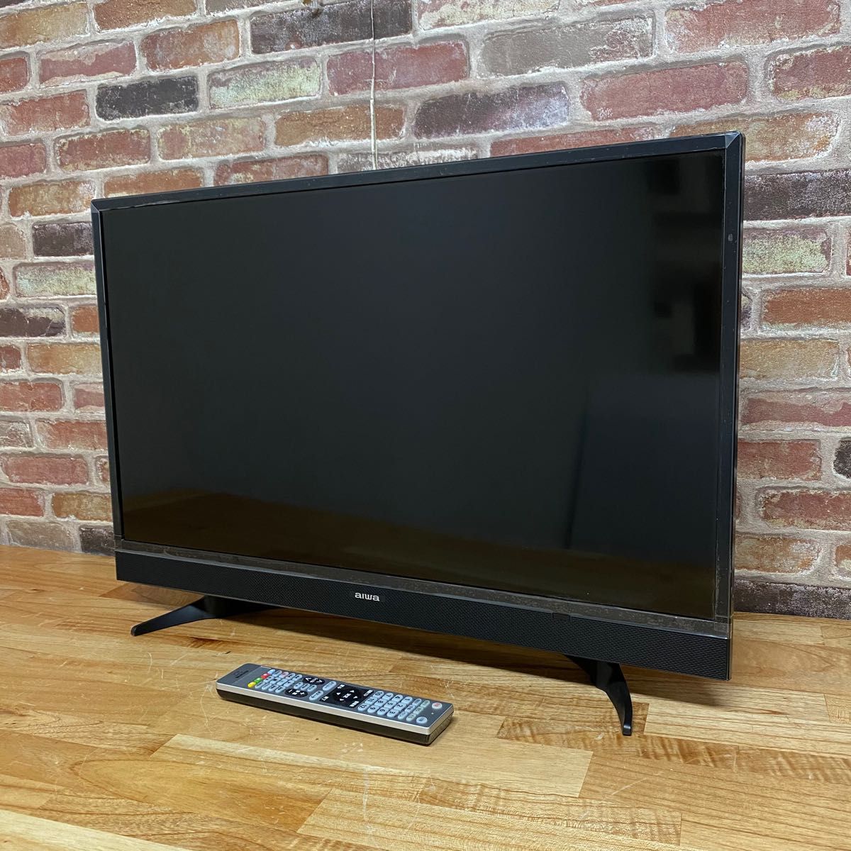アイワ ハイビジョン液晶テレビ 32型 TV-32HF10W 2019年製 アイワ ハイビジョン液晶テレビ 32型 TV-32HF10W 2019年製