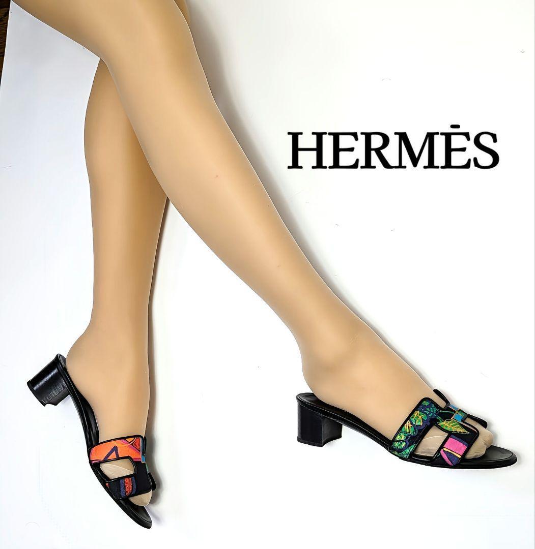 新品そっくりさん⭐エルメスHERMES オアジス サンダル36マルチ色-