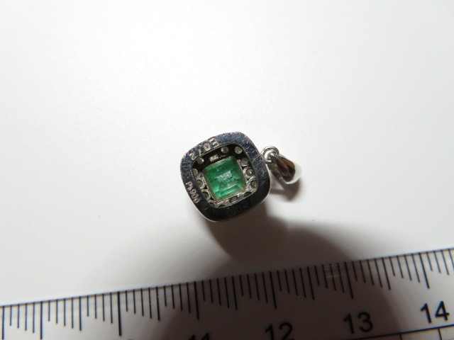 *Pt900 emerald E0.72ct diamond D0.25ct pendant top 