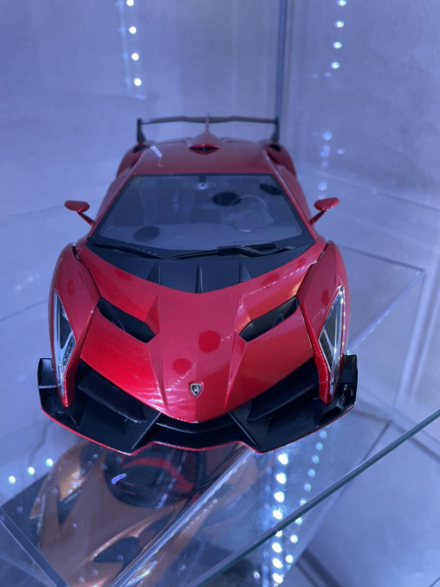 希少品、AUTOart lamborghini veneno オートアート ランボルギーニ ヴェネーノ メタリックレッド 赤 1/18の画像3