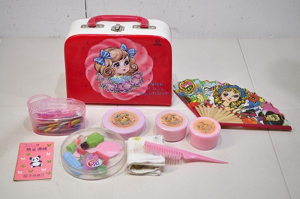 昭和レトロ□アコちゃんお子様化粧品おしゃれセットバッグダリヤ 昭和レトロ□アコちゃんお子様化粧品おしゃれセットバッグダリヤ