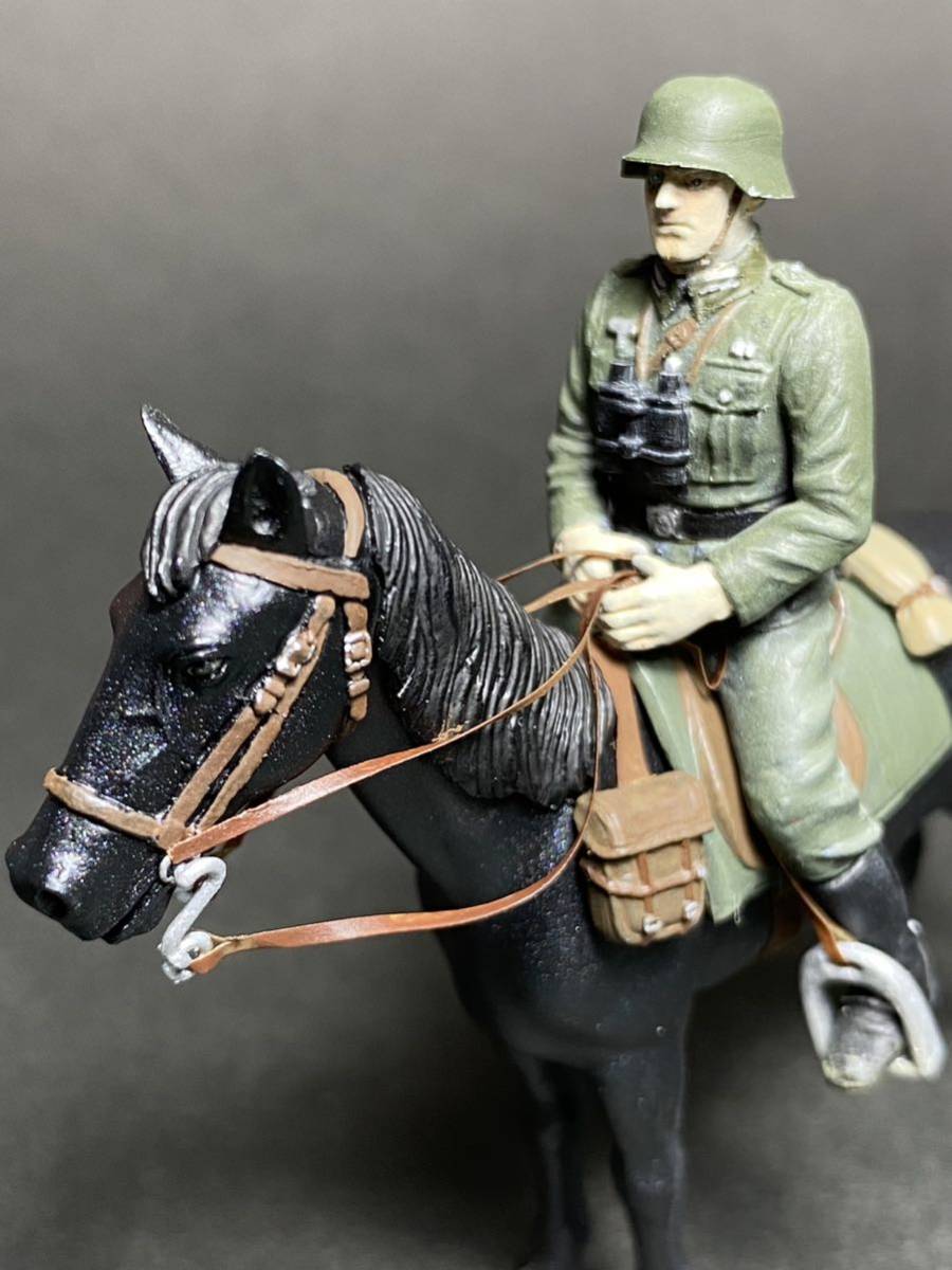 最終値下げ【 完成品 】タミヤ ドイツ 将校 乗馬 セット 1/35 最終値下げ【 完成品 】タミヤ ドイツ 将校 乗馬 セット 1/35