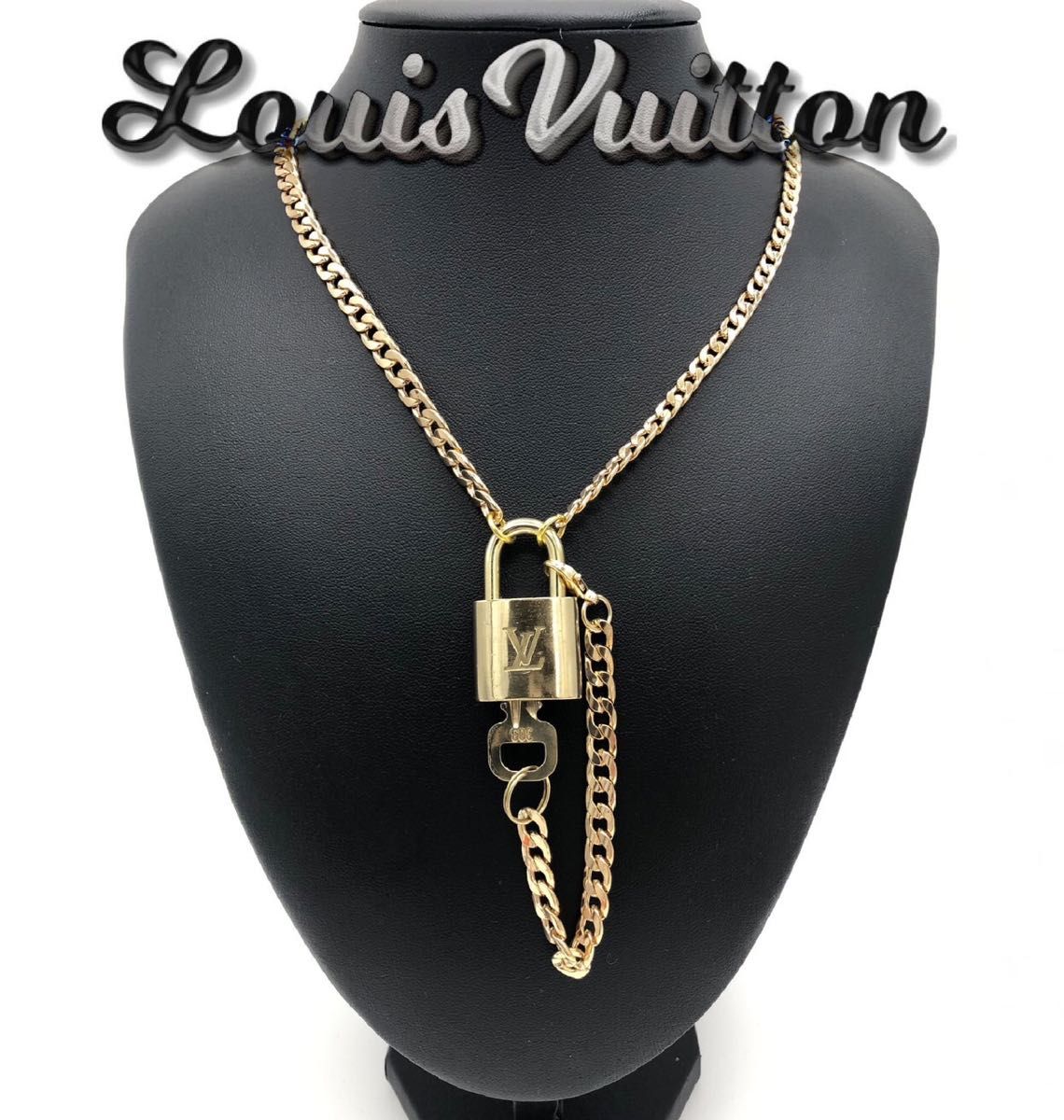 LOUIS VUITTON　ルイヴィトン　アノクレ M62698 カデナ303 キーリング