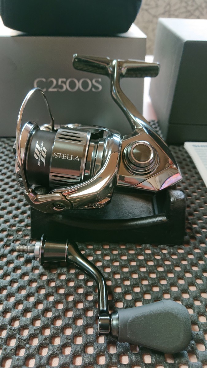 実釣未使用 シマノ 22ステラ C2500S 極美品 SHIMANO シマノ