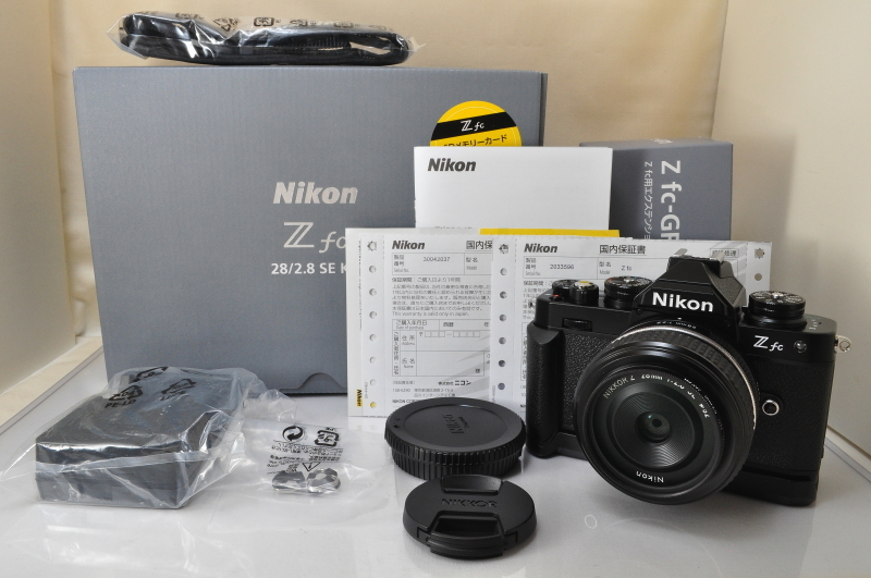 専門店では Lens F/2.8 28mm Z + fc Z Nikon 新品同様 Kit w/Box