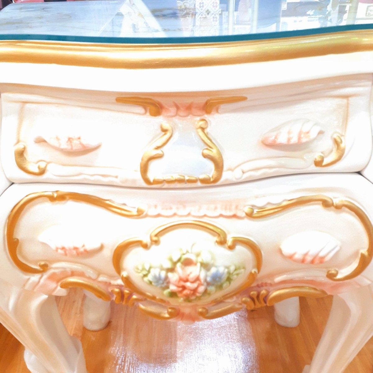 輸入家具 プリンセス 『猫足二段サイドテーブル』 手彫り彫刻 ヨーロピアン 姫系 可愛い