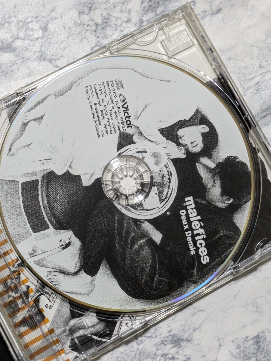 【CD】malfices　2・1/2(Deux Demis)　ファースト・アルバム　マレフィス　2・[1 / / 2](ドゥー・ドゥミ)_画像2