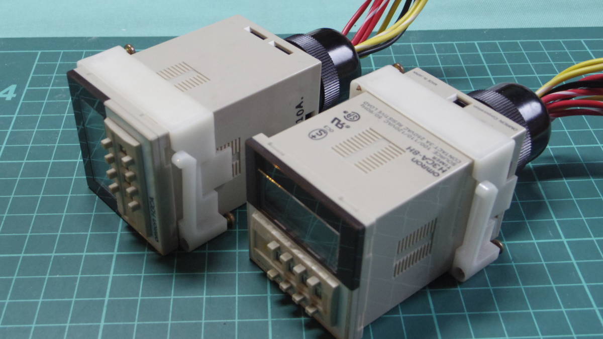 オムロン　H3CA-8H　タイマー　AC100V 2個セット　端子台付き_画像6