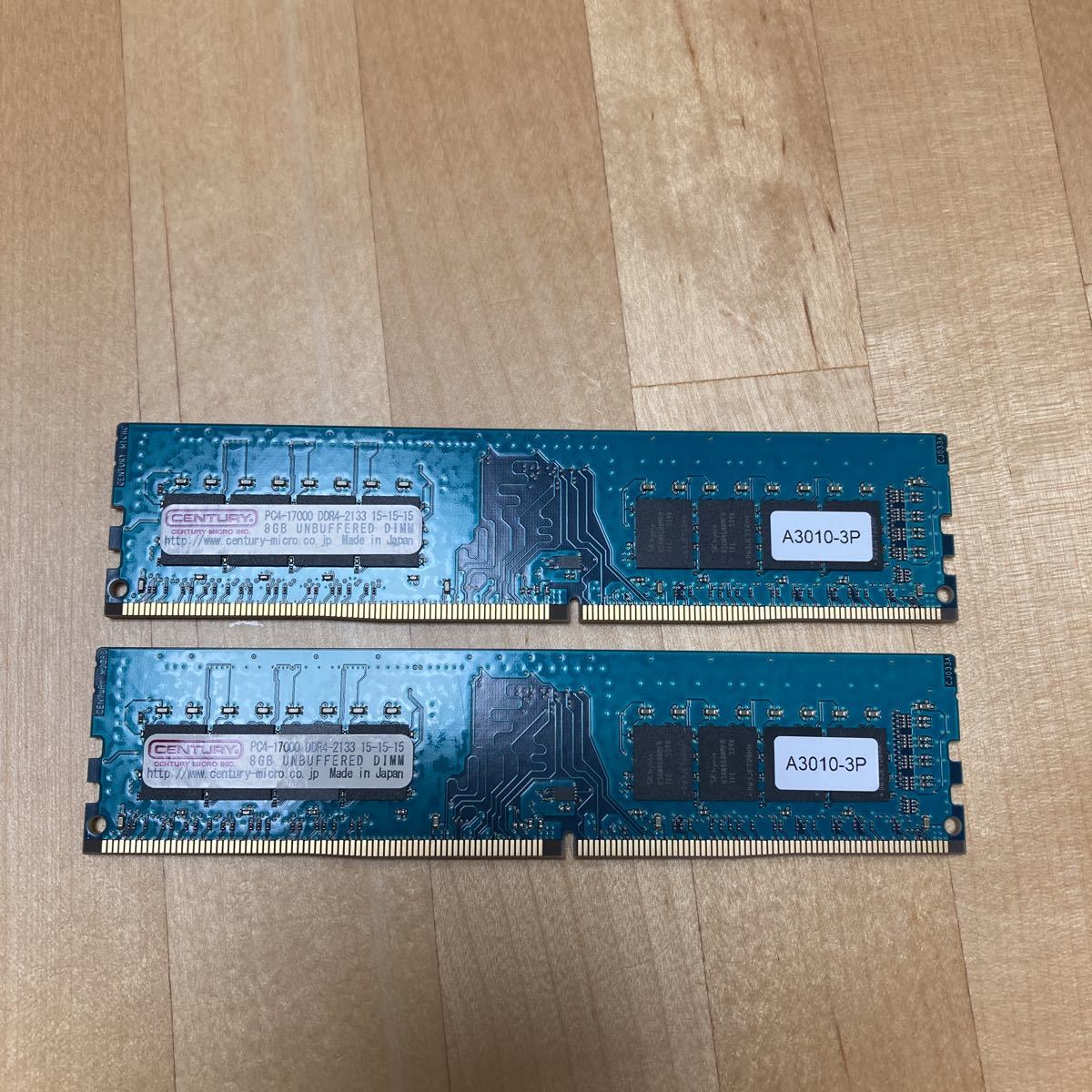 23-0116 Несверно совместимый с Century 8GB 2 листы (всего 16 ГБ) DDR4-2133 15-15-15 A3010-3P PC4-17000 DIMM MEMIME