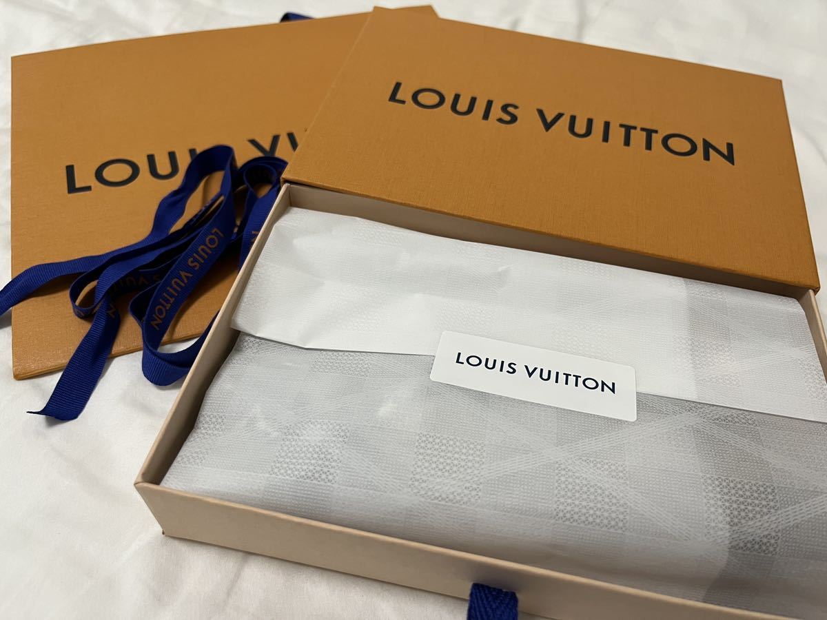 ルイヴィトン LOUIS VUITTON シュシュ セット・モノグラム コンフィ