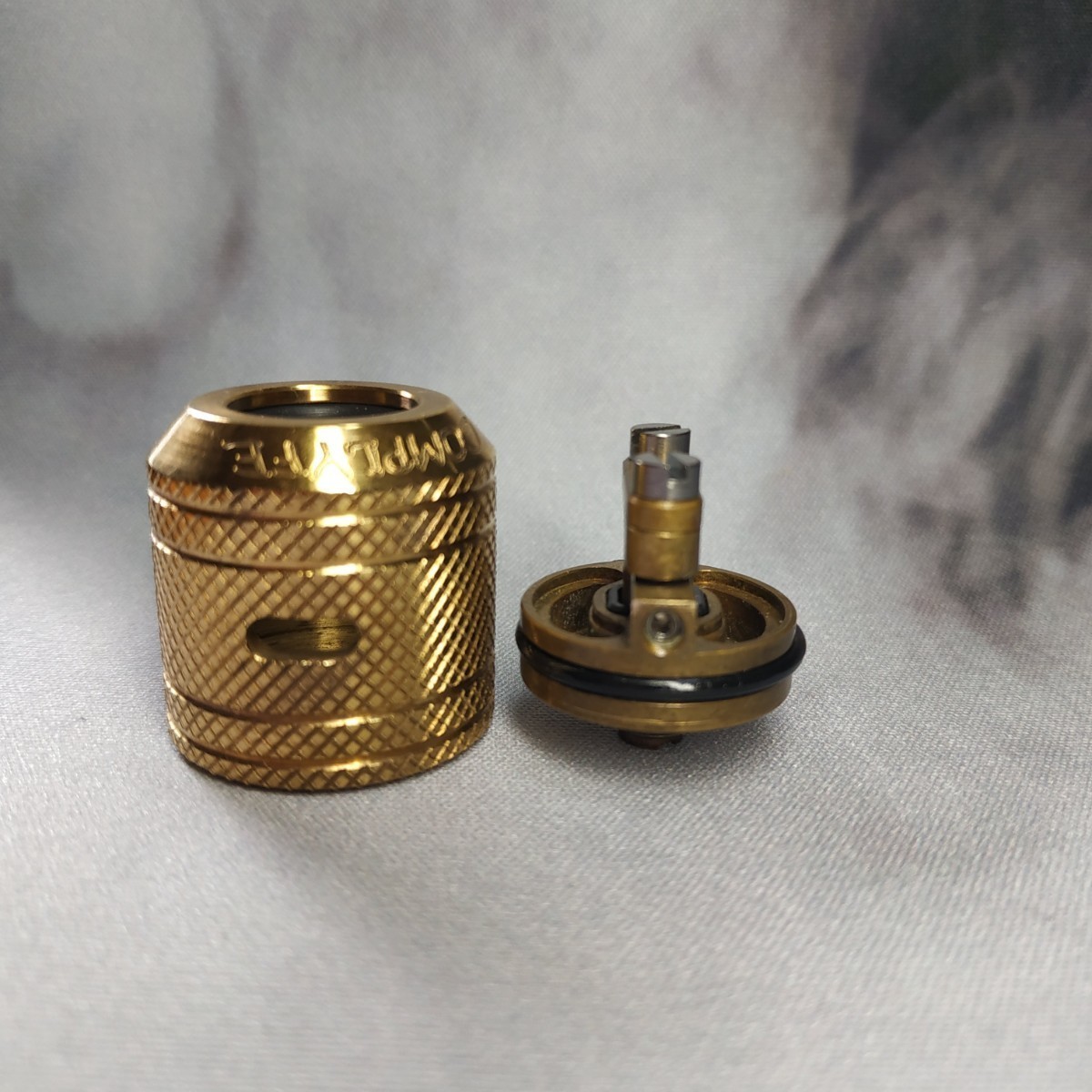 CompLyfe Comp Lyfe PURGE VAPE RDA ベイプ BATTLEDECK バトルデッキ BATTLE DECK バトルキャップ MOD COMPLYFE Battle Deck 20 CAP 24 Brass ⑦