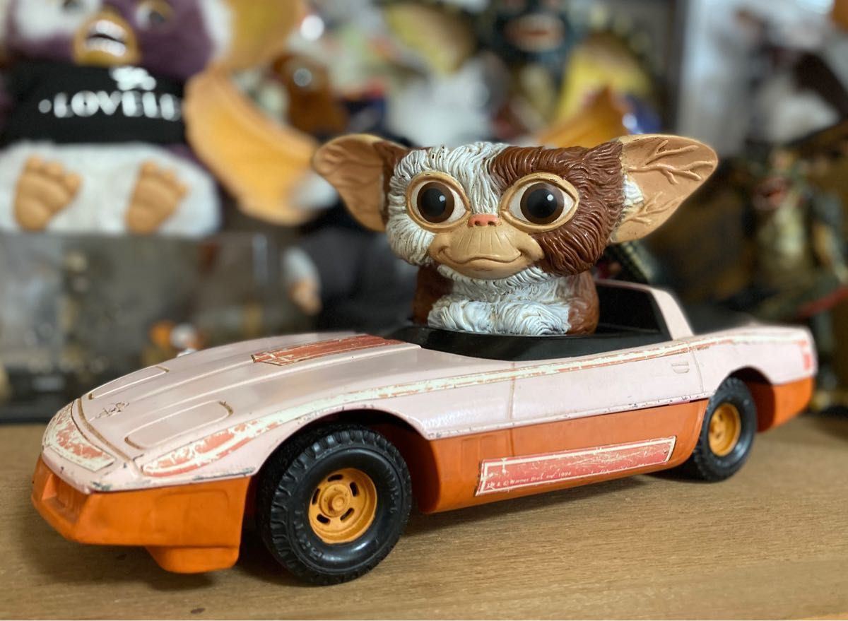 グレムリン　gremlins ギズモ・オン・コルベット　フィギュア　ヴィンテージ　gizmo ビンテージ