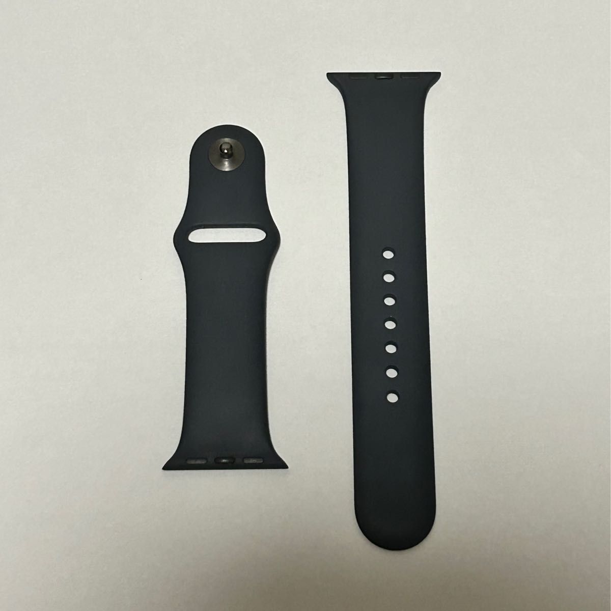 Apple Watch SE（第2世代）GPSモデル　40mmミッドナイト