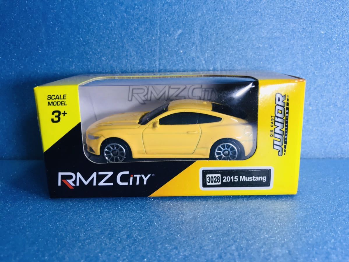 RMZ City 2015 Mustang マスタング ミニカー 黄色 イエローの画像1