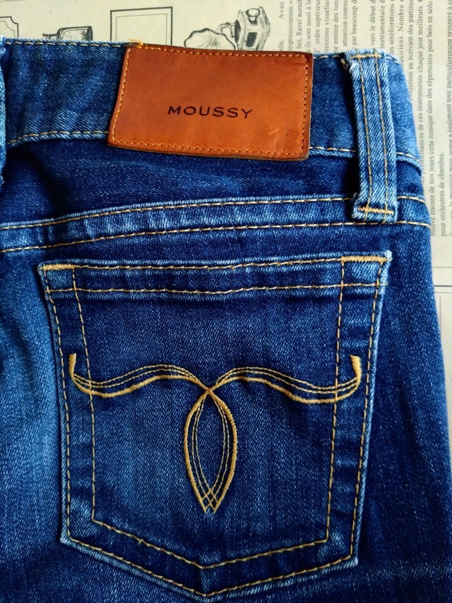 人気のMOUSSY マウジー ストレッチスキニーデニム 25インチ 定番 人気のMOUSSY マウジー ストレッチスキニーデニム 25インチ 定番