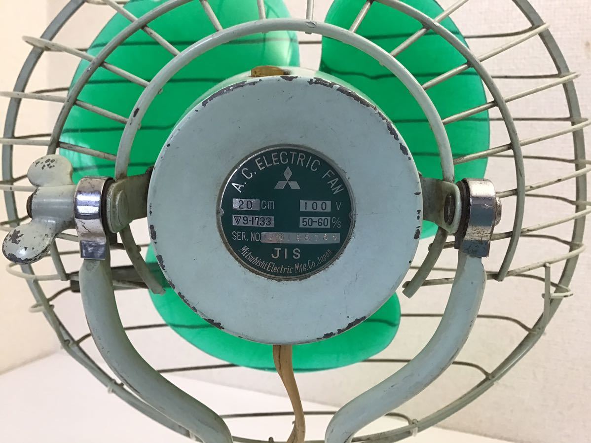 昭和レトロ 三菱電機(MITSUBISHI) Z30-EB 30cm卓上扇風機(ファン 昭和レトロ 三菱電機(MITSUBISHI) Z30-EB 30cm卓上扇風機(ファン