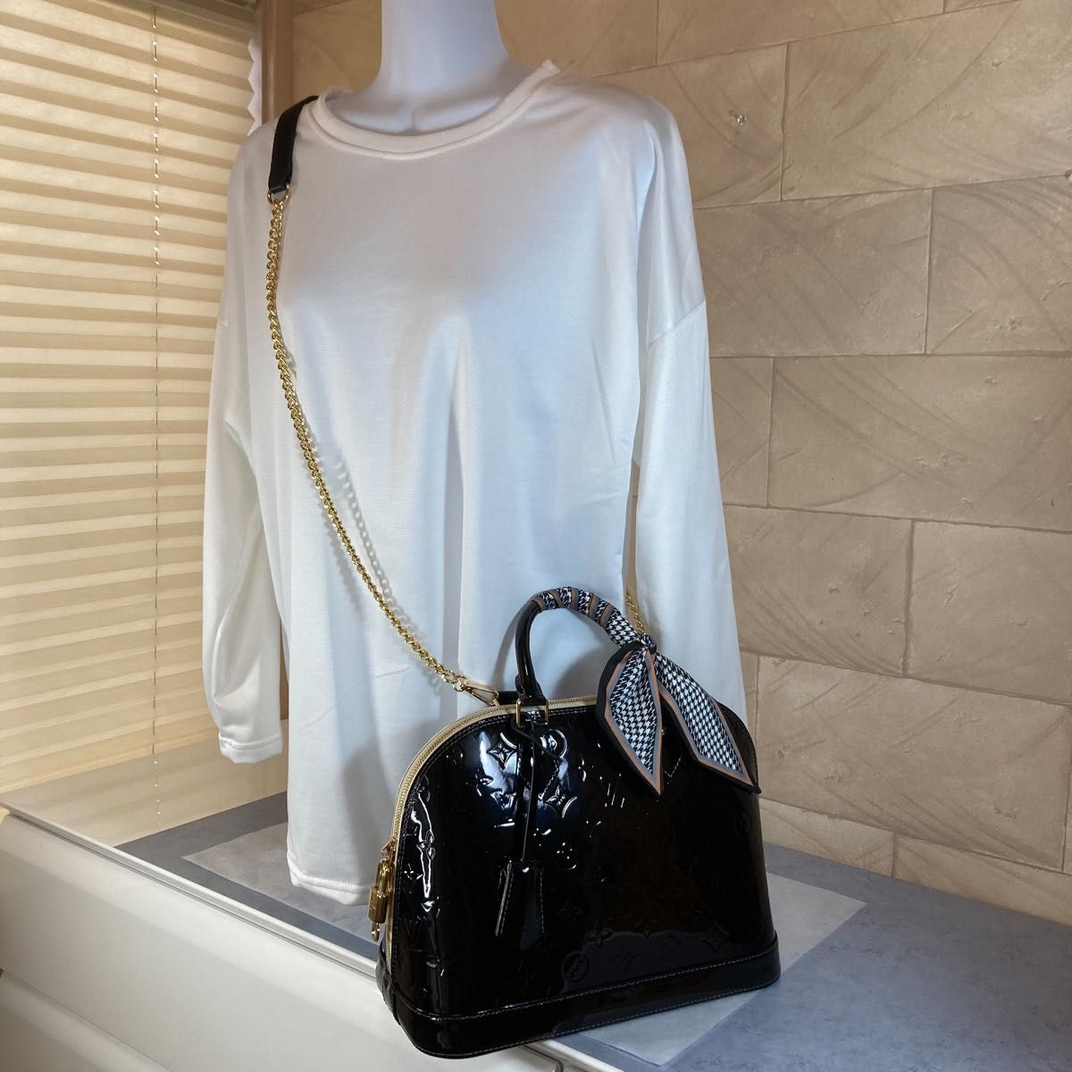 LOUIS VUITTON ルイヴィトン ヴェルニ アルマPMハンドバッグ|PayPayフリマ