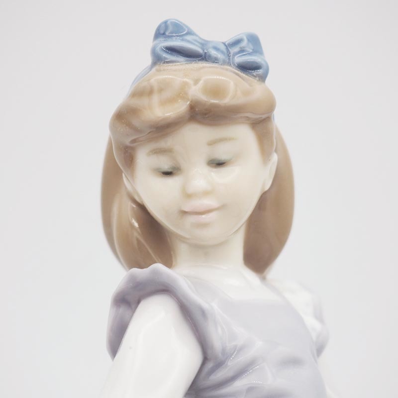 リヤドロ LLADRO No 5740 不思議の国のアリス 稀少 Alice in リヤドロ LLADRO No 5740 不思議の国のアリス 稀少 Alice in