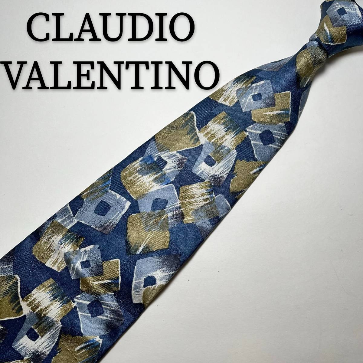 クラウディオバレンティノ CLAUDIO VALENTINO シルク ブルー 総柄 外交的 ハイブランド 青 絹_画像1
