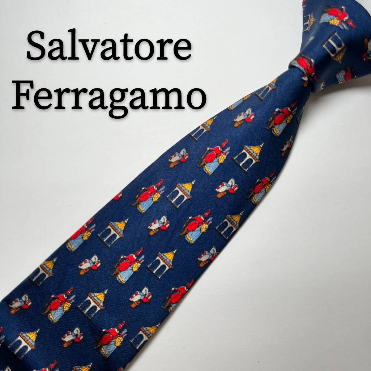 フェラガモ Salvatore Ferragamo ネクタイ シルク ネイビー 総柄 穏やか ハイブランド レギュラー 紺 絹_画像1