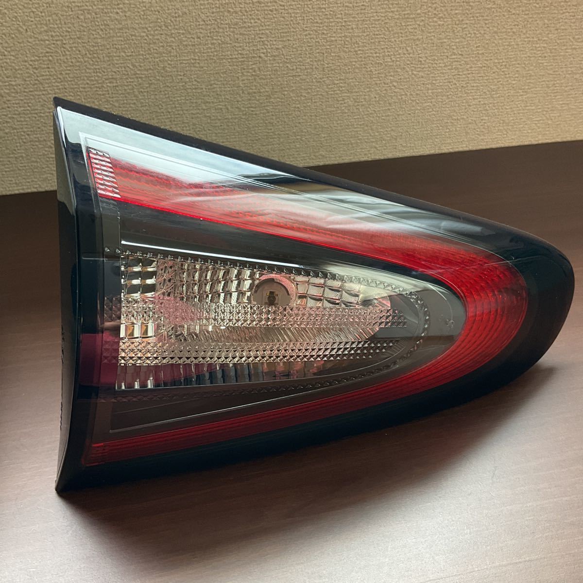 NHP170 シエンタ テールランプ ハーネス付き 美品 全くの未使用、新品