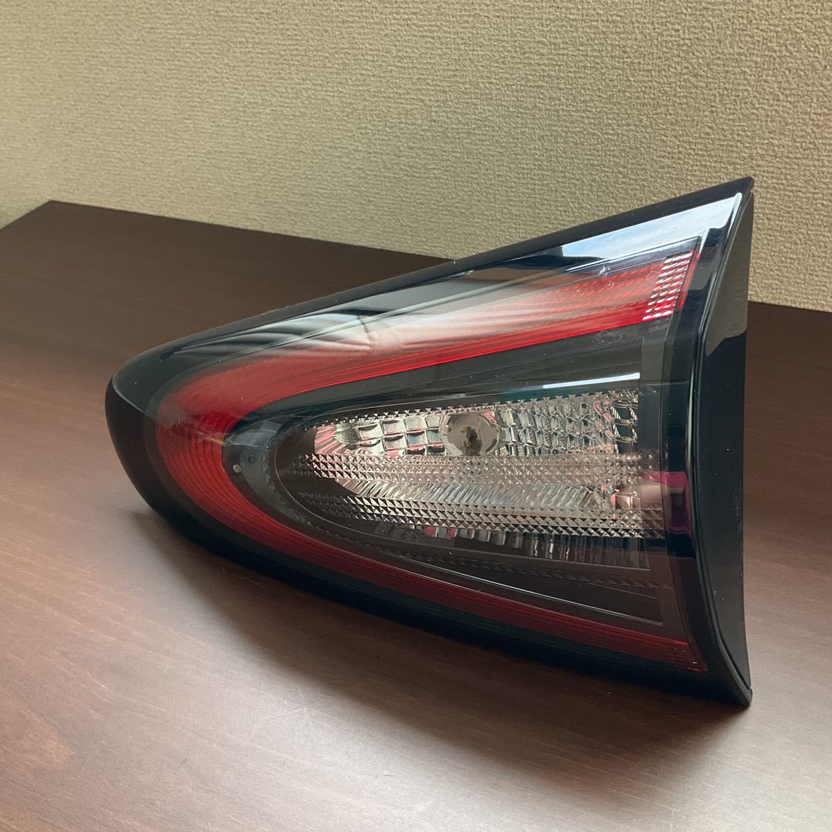 即決送料無料!NHP170 シエンタ LED仕様テールランプ ハーネス付き 美