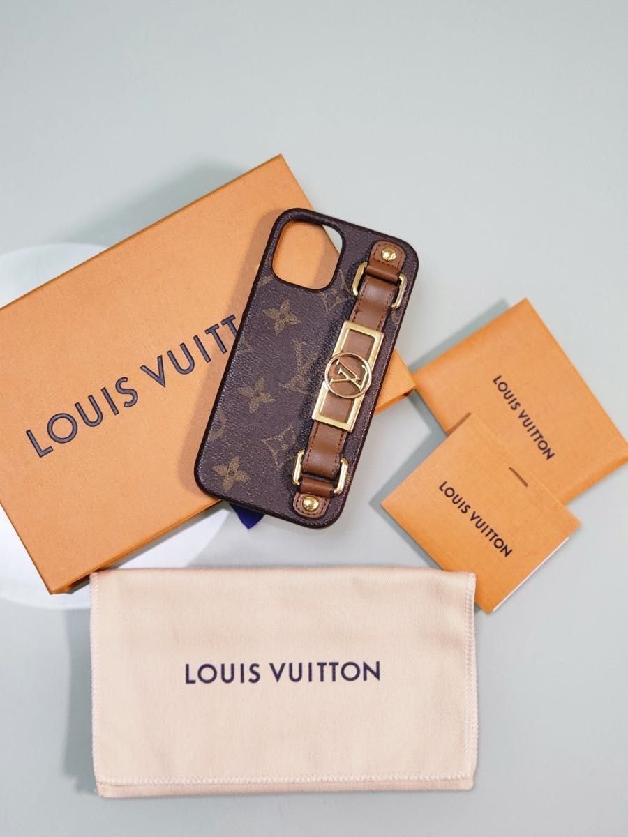 LOUIS VUITTON ルイヴィトン iPhone  Pro モノグラム ケース