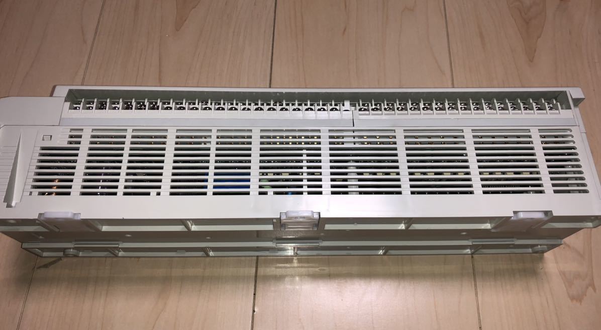 新品未使用 三菱シーケンサーFX3U-128MT/ES-A(送料無料
