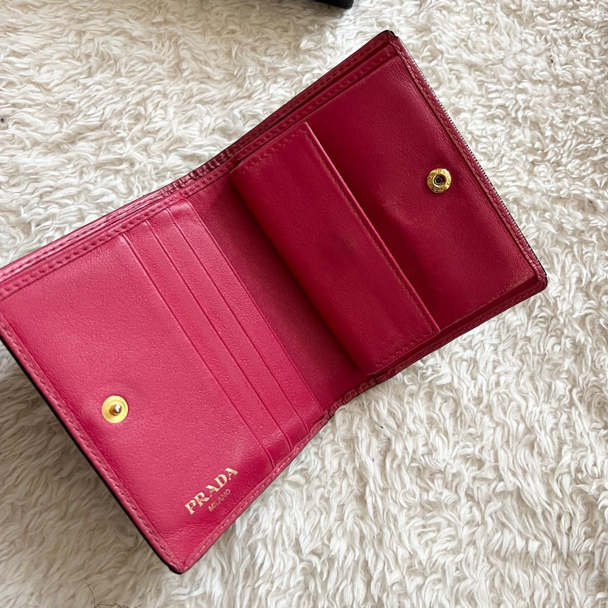 美品 PRADA プラダ 2つ折り財布