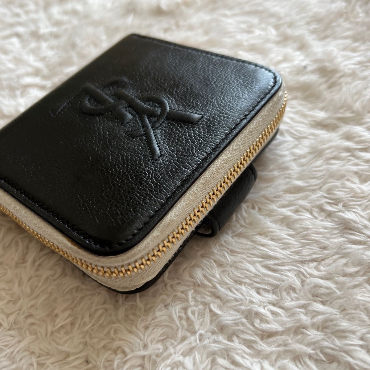 614 美品 イヴサンローラン 2つ折り財布 | redemegasnet.com.br