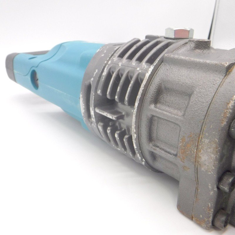 マキタ 鉄筋カッタ SC131 替刃:別売り 切断能力 3~13mm AC100V 710w