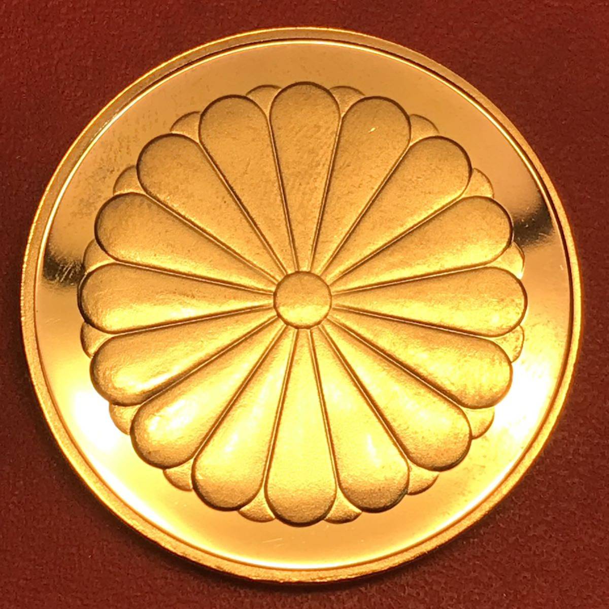 鳳凰 日本金貨　菊の御紋 菊花紋章 記念メダル　大型硬貨　コイン　1-406_画像2