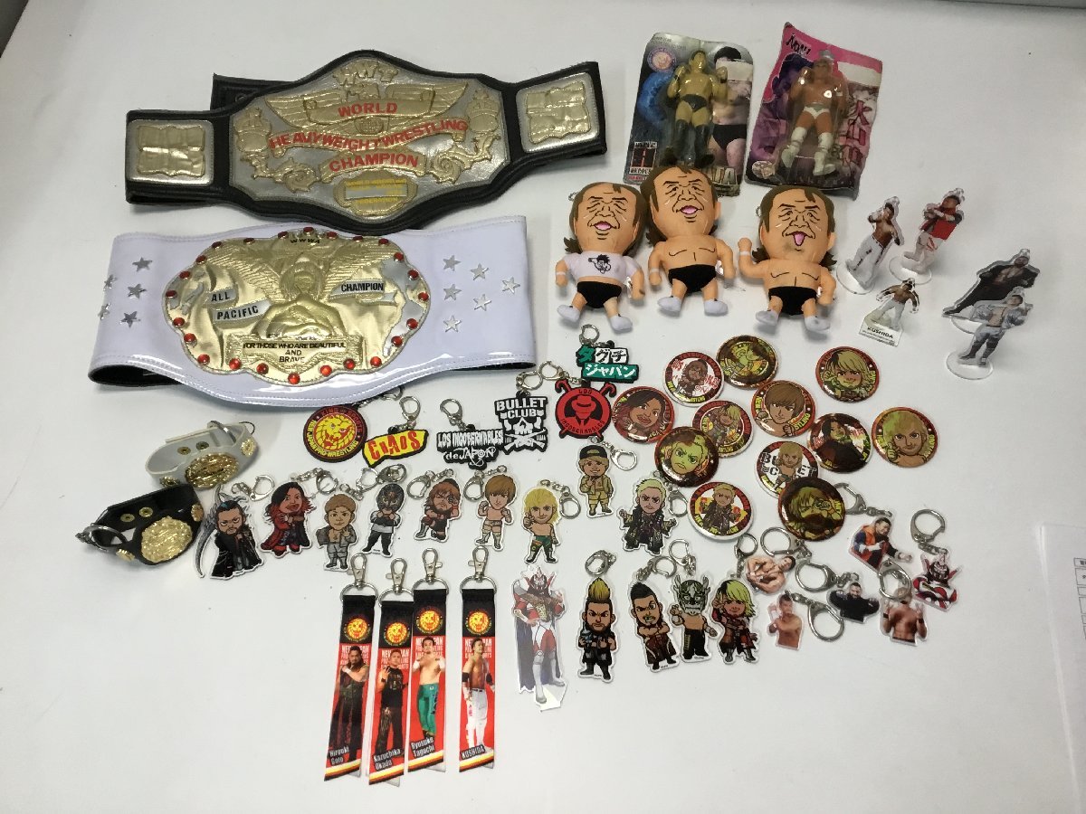 ☆プロレスグッズ大量まとめて ベルト フィギュア ぬいぐるみ バッチ