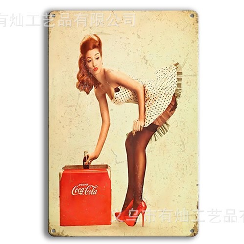 2枚 新品 壁掛けプレート コカ・コーラ Coca-Cola 美女 金属パネル 壁飾り アメリカン雑貨 ブリキ看板 アンティーク ビンテージ 昭和レトロ_画像6