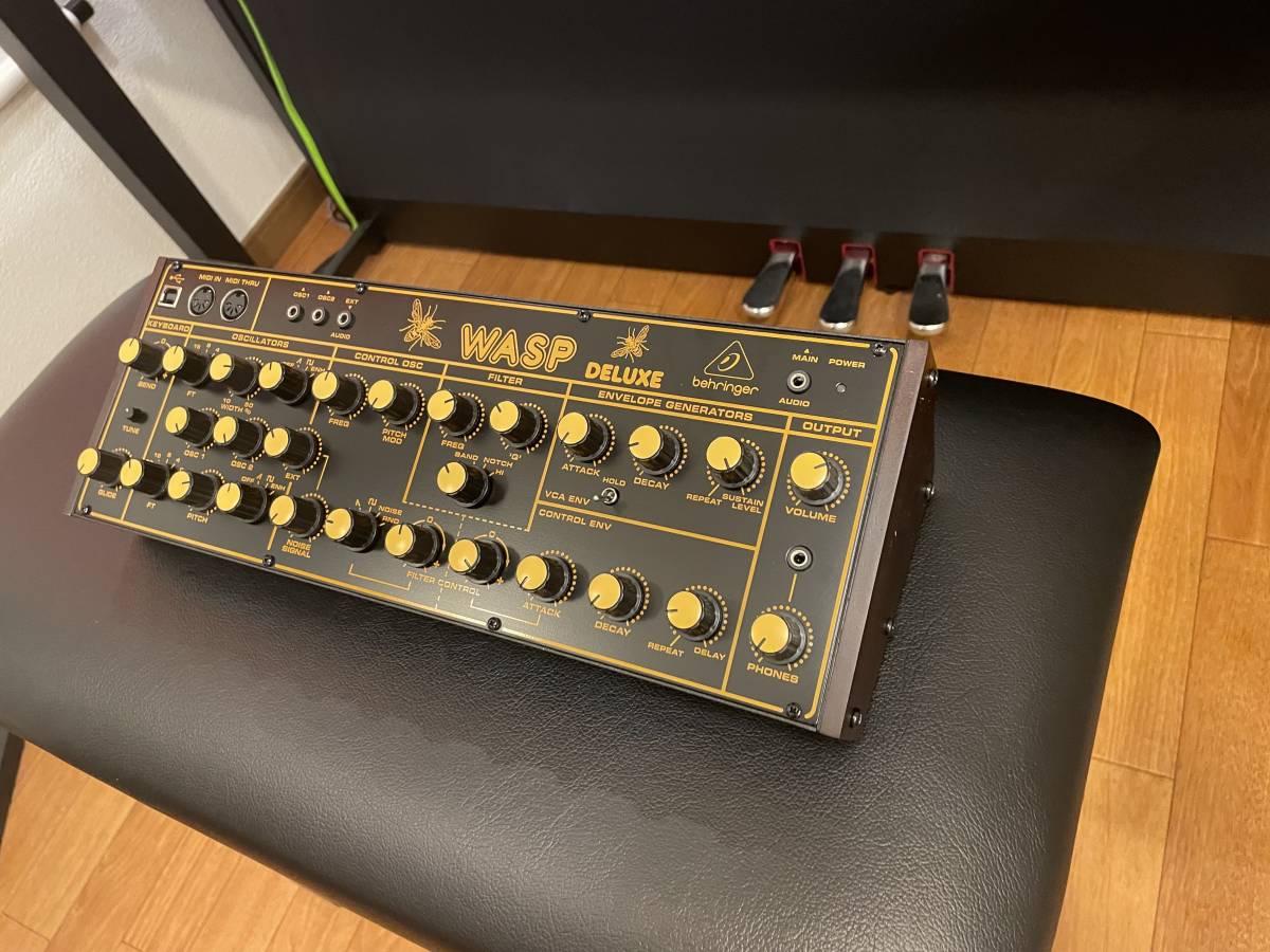 Behringer WASP Deluxe ベリンガー ワスプ デラックス ビザールな