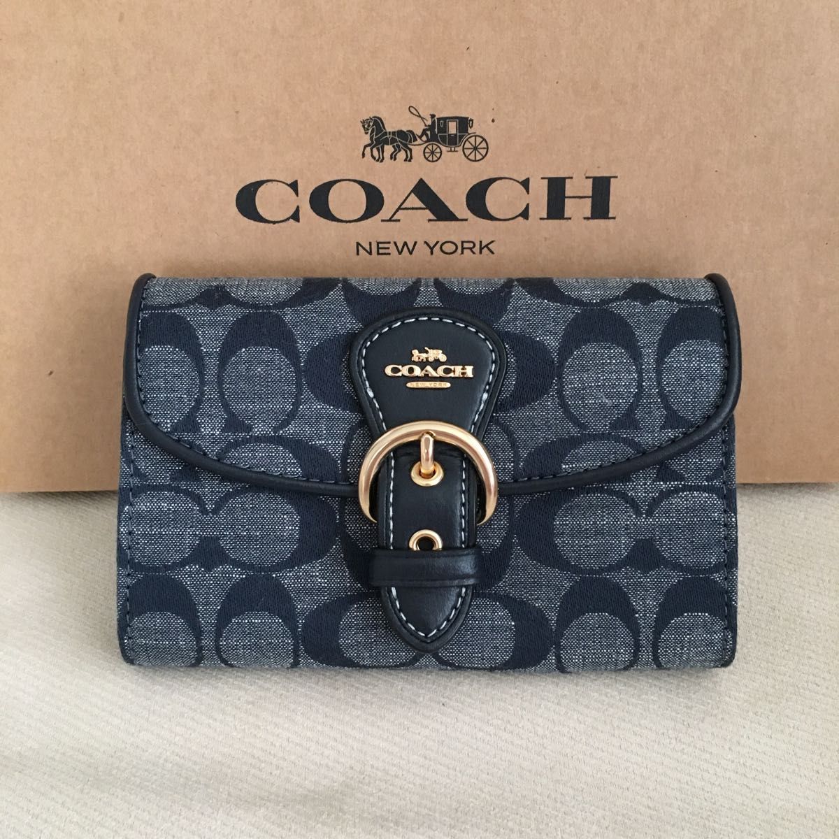 日本初売 Coach クリオシグネチャーロゴ&パイソン柄 二つ折り財布 参考