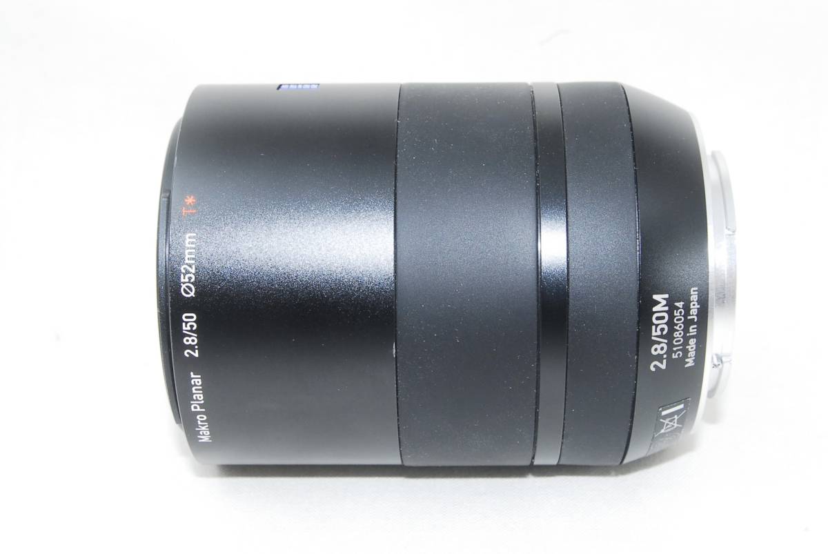 ★良品★Carl Zeiss カールツァイス マクロレンズ Touit 2.8/50M Xマウント 50mm F2.8 APS-C フード付き♪_画像4