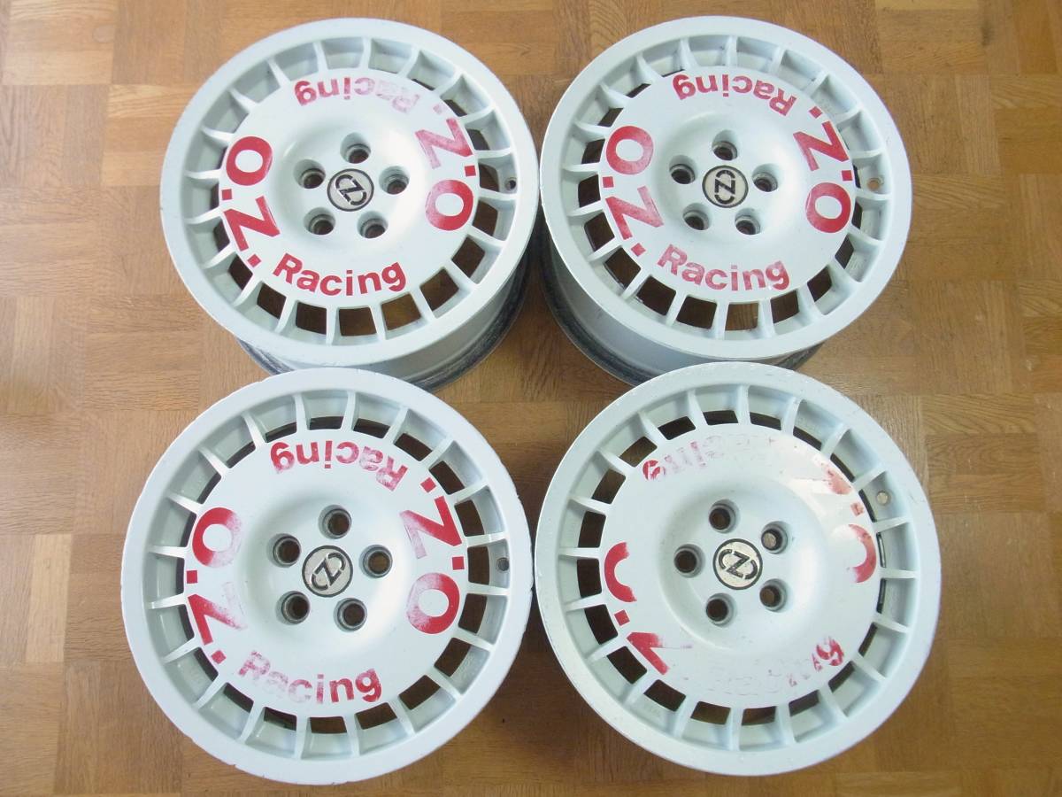 O.Z. RACING ラリーレーシング 15x7J +40 PCD 100 5H ホワイト 4本組