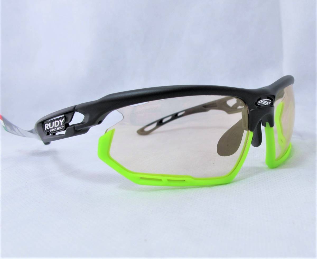 誕生日プレゼント ◇RUDYPROJECT◇FOTONYK サングラス◇SP457706-0002