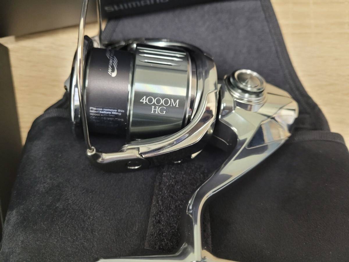 新品、未使用品】シマノ 22 ステラ 4000MHG スピニングリール (SHIMANO