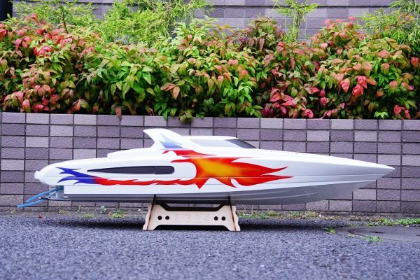 TFL BG1314 30CC Large White Shark Gasoline RC Yacht Boat　エンジンボート