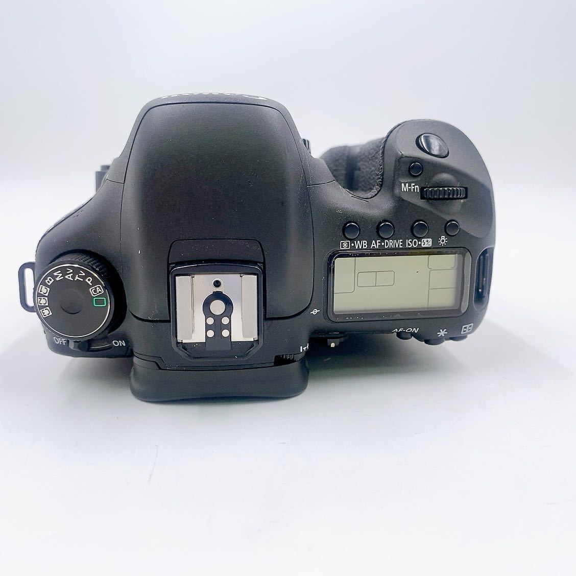 5AA186 1円~ Canon EOS 7D カメラ ボディ バッテリー グリップ 本体