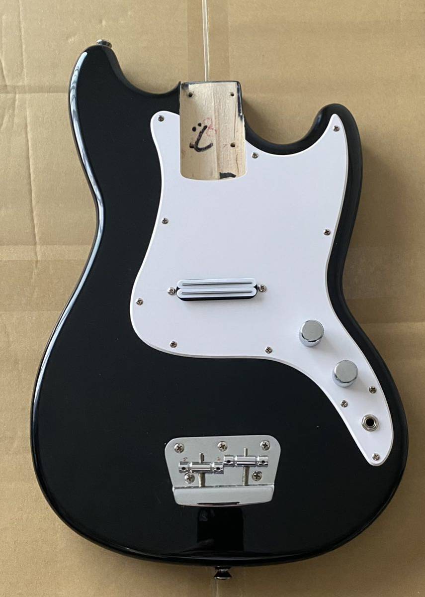 SQUIER by Fender Bronco Bass ボディ ピックアップ付 | JChere雅虎