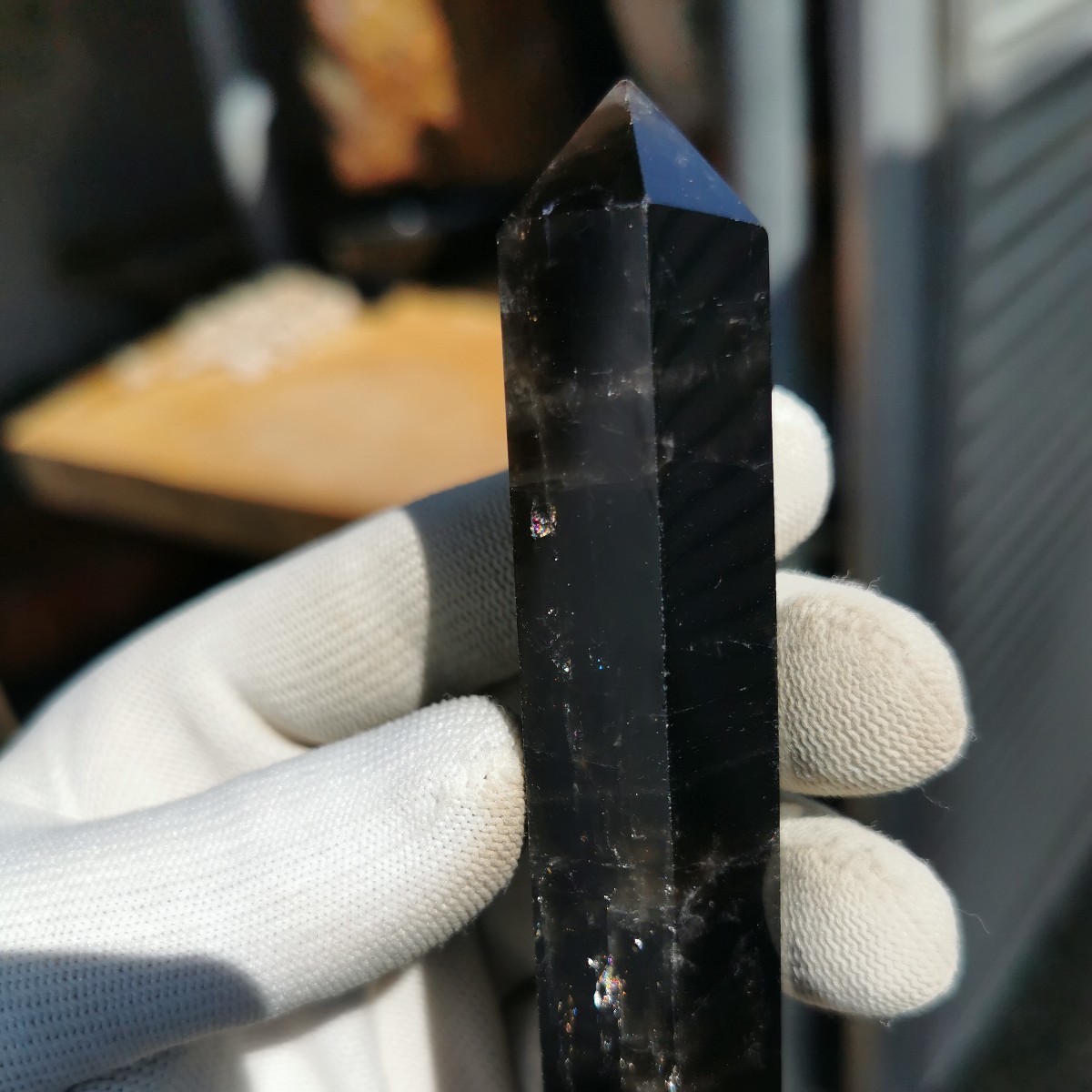 モリオンポイント虹入り82.7 六角柱黒水晶クリスタル鑑賞石石置物