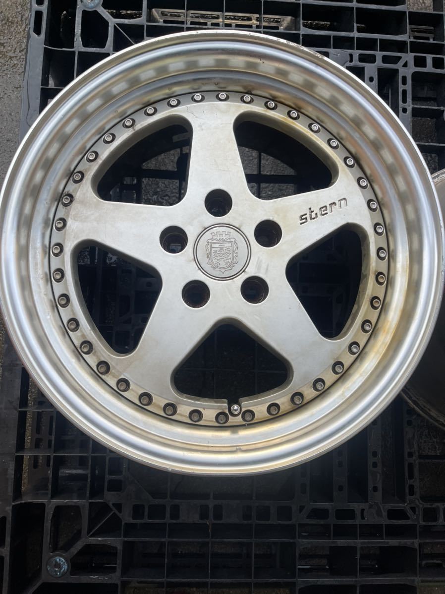 希少 シュテルン stern 17インチ9Jオフセット+39 pcd114.3ー 5H 旧車