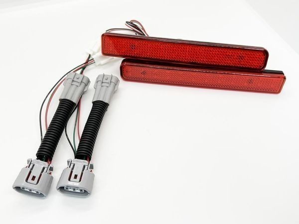 YO-530-A 【スペーシアカスタム MK53S カプラーオン LED リフレクター】 ■他車との差別化/ドレスアップに■ ライト リア_画像1